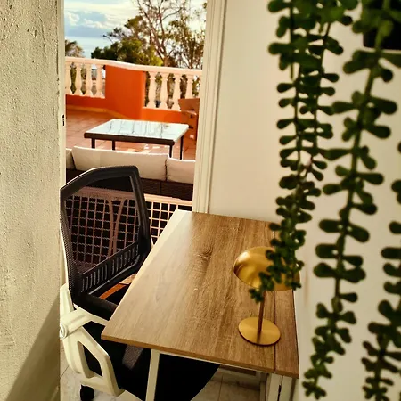 Luna Rossa * Puerto de Santiago (Tenerife)