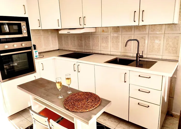 Luna Rossa * Puerto de Santiago (Tenerife)